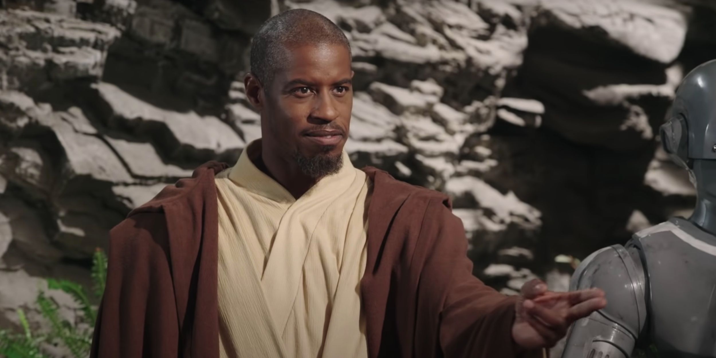 Ahmed Best in Jedi Temple Challenge