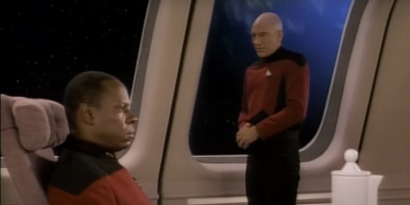 Avery Brooks as Sisko and Patrick Stewart as Jean-Luc Picard in Star Trek Deep Space Nine