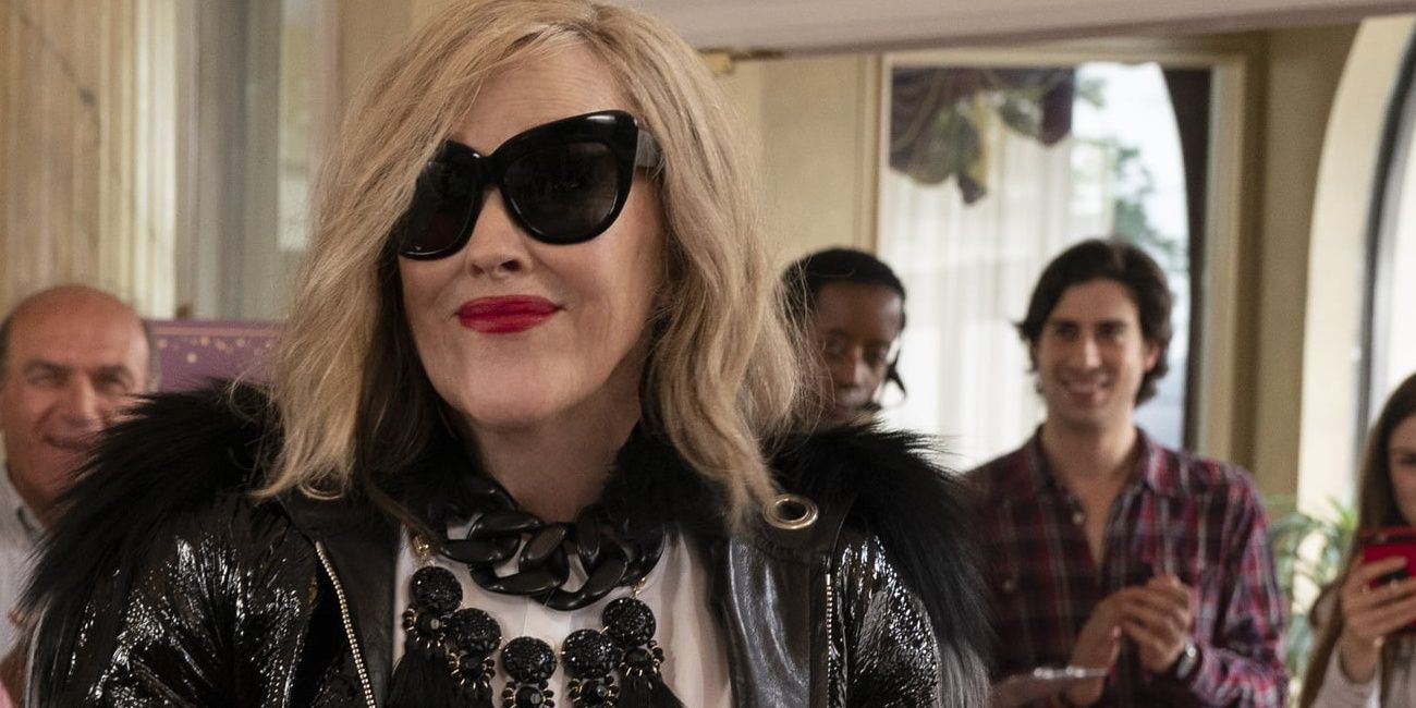 Schitt's Creek 10 Moira Rose Quotes That Prove She Is The Funniest