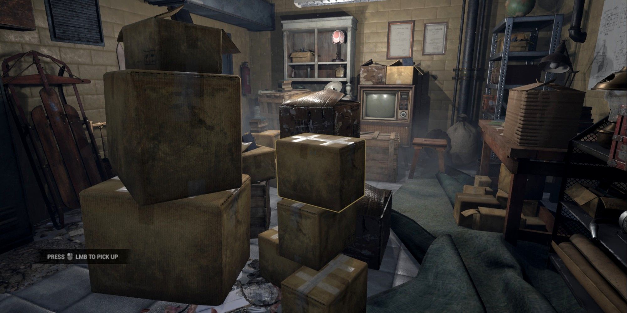 A player finds clutter in an abandoned barn and storage unit in Barn Finders