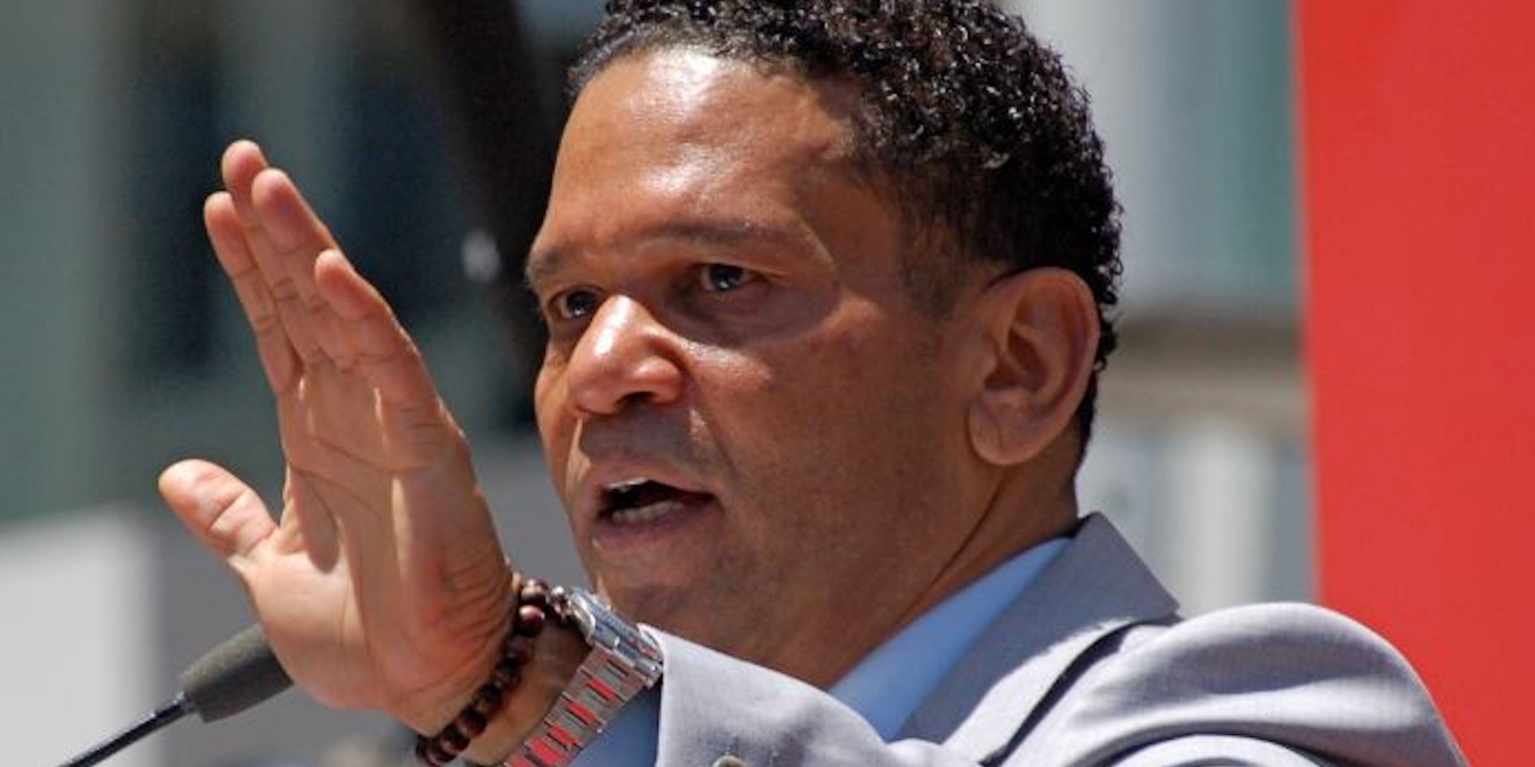 Benny Medina Labeled for Reuse