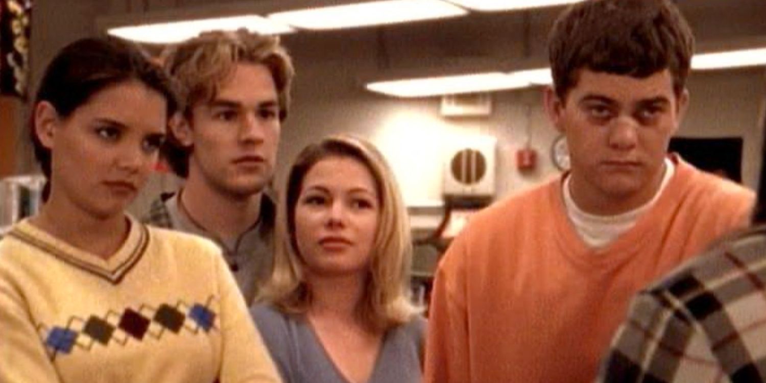 Joey, Dawson, Jen, and Pacey looking upset in Dawson's Creek