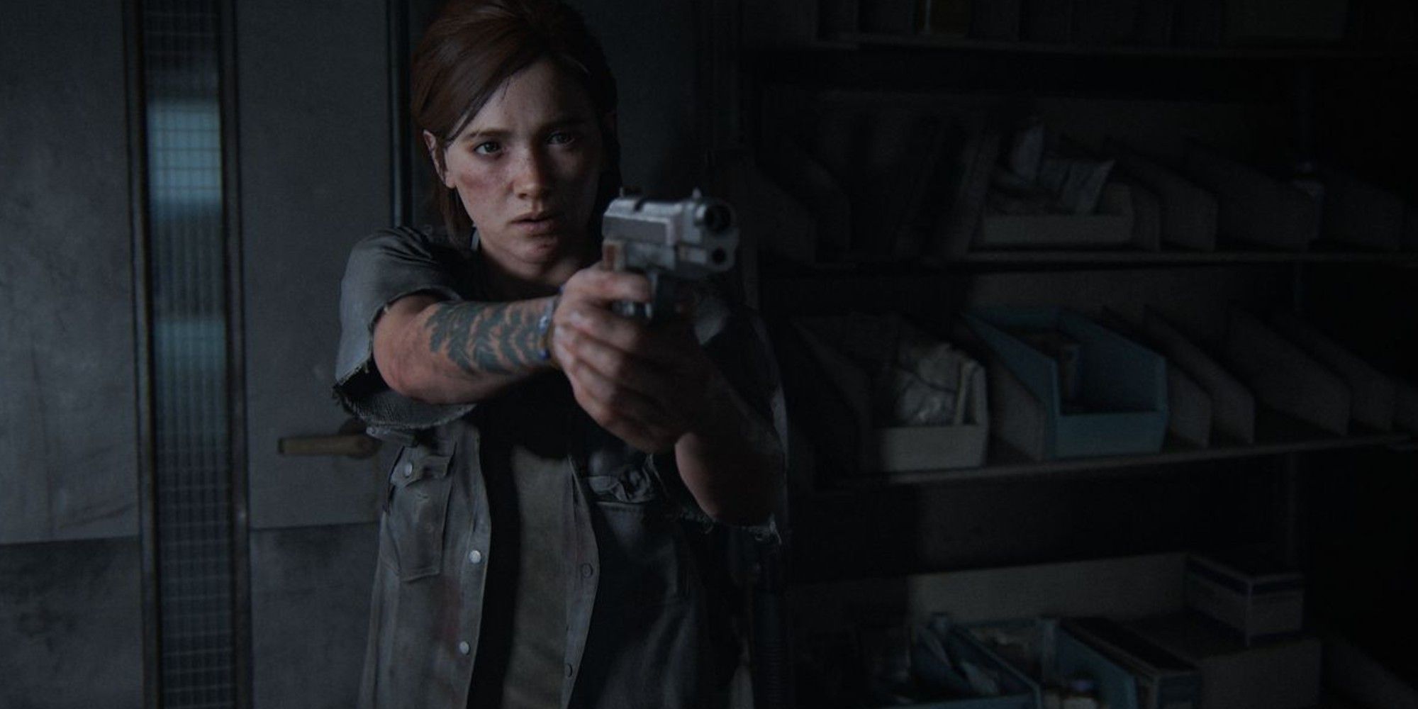 Ellie holding gun in Last of Us 2