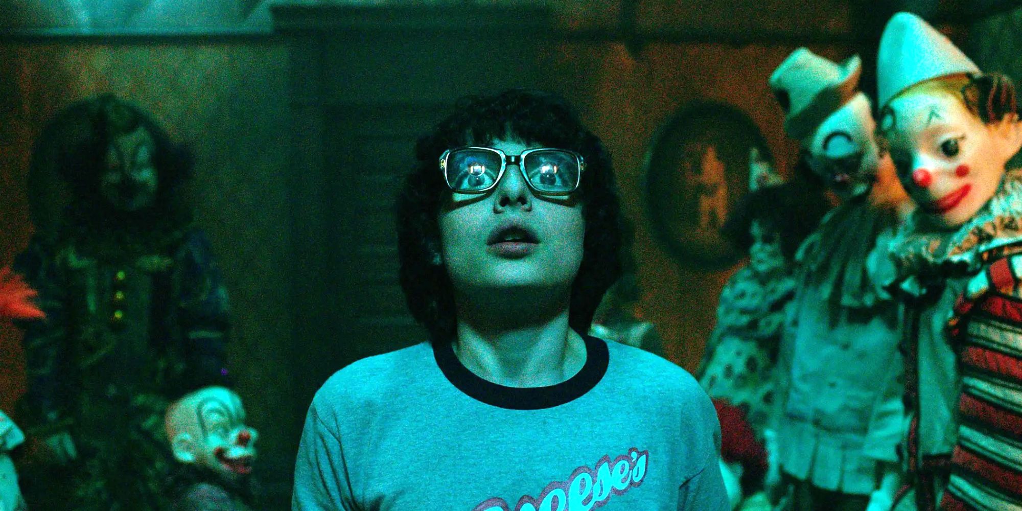 IT 2017 - Finn Wolfhard as Richie Tozier in the Clown Room