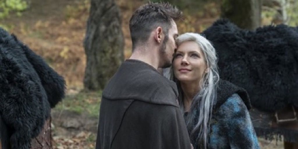 Heahmund flirts with Lagertha in Vikings