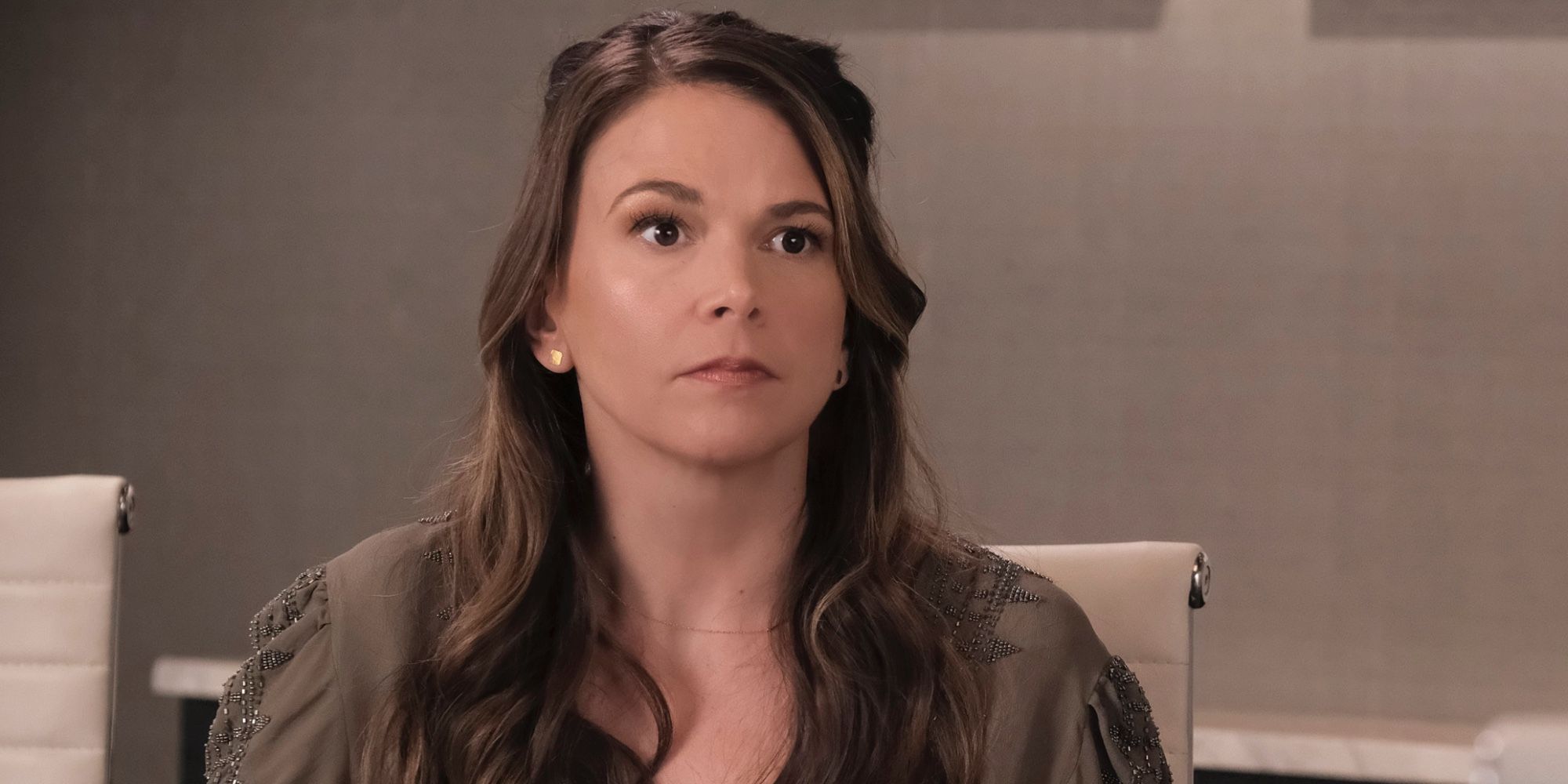 Liza looking serious on Younger