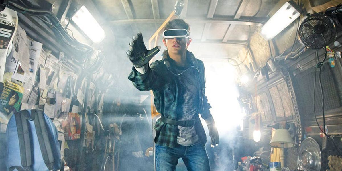 Perzival wearing the gloves and VR set to enter the virtual world of OASIS in Ready Player One