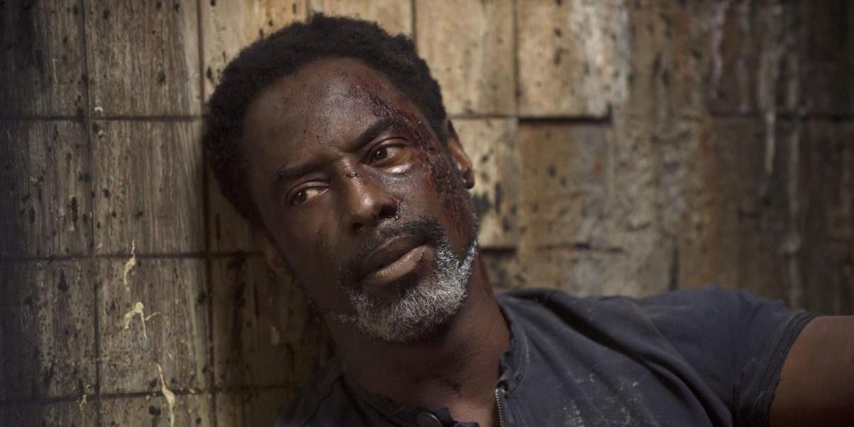 Jaha gets locked up by the Grounders in The 100 Season 2