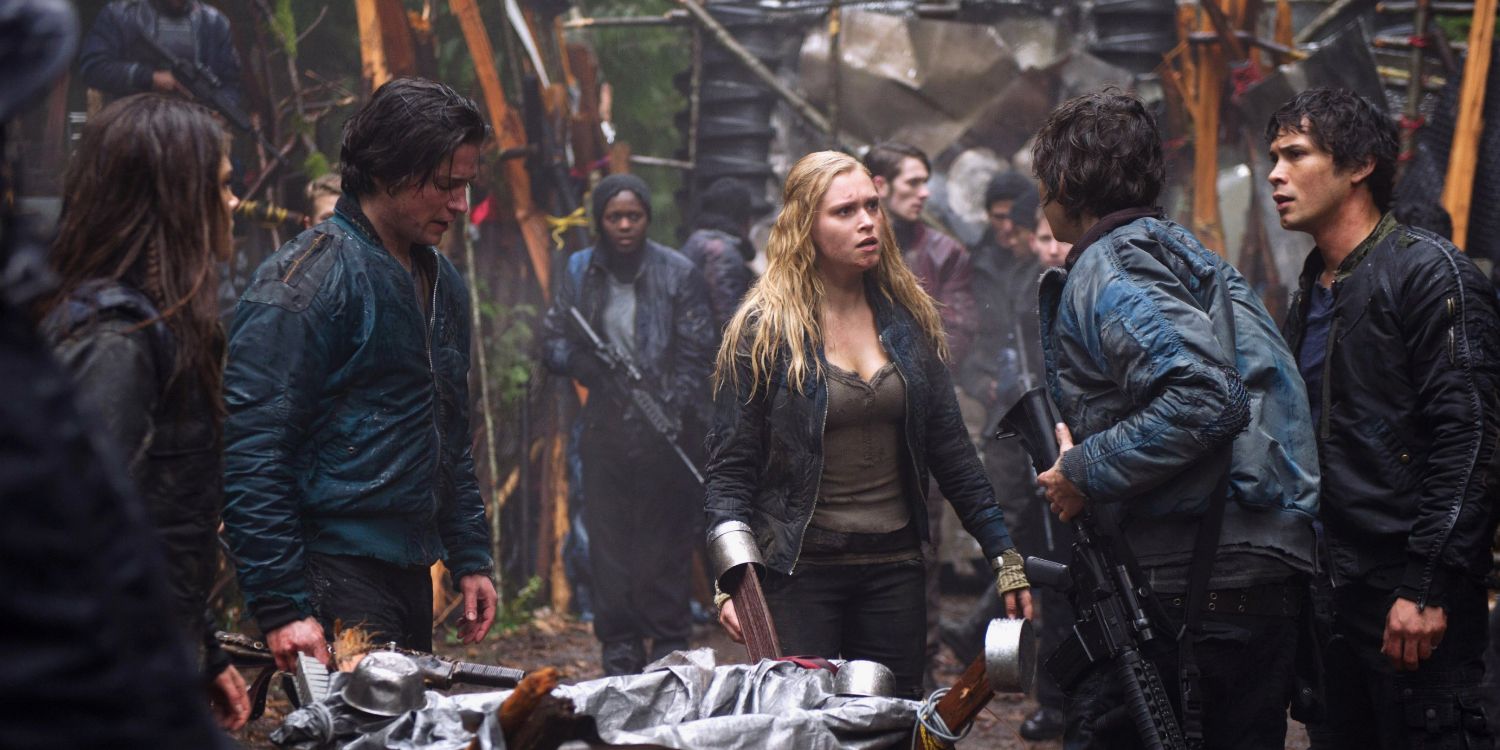 The delinquents in The 100 Season 1 Episode 2.