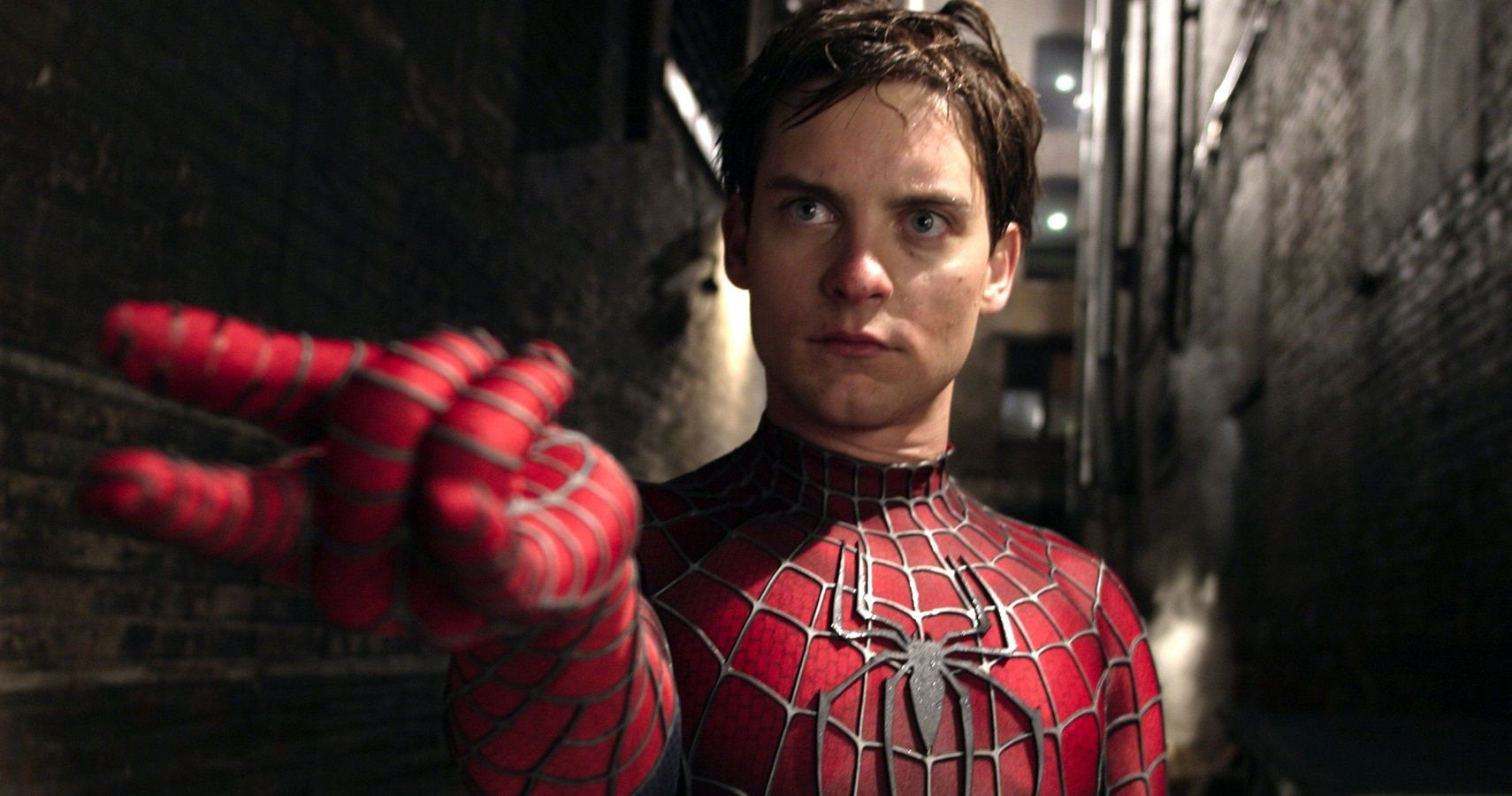 SpiderMan 10 Unanswered Questions About Tobey Maguires Universe