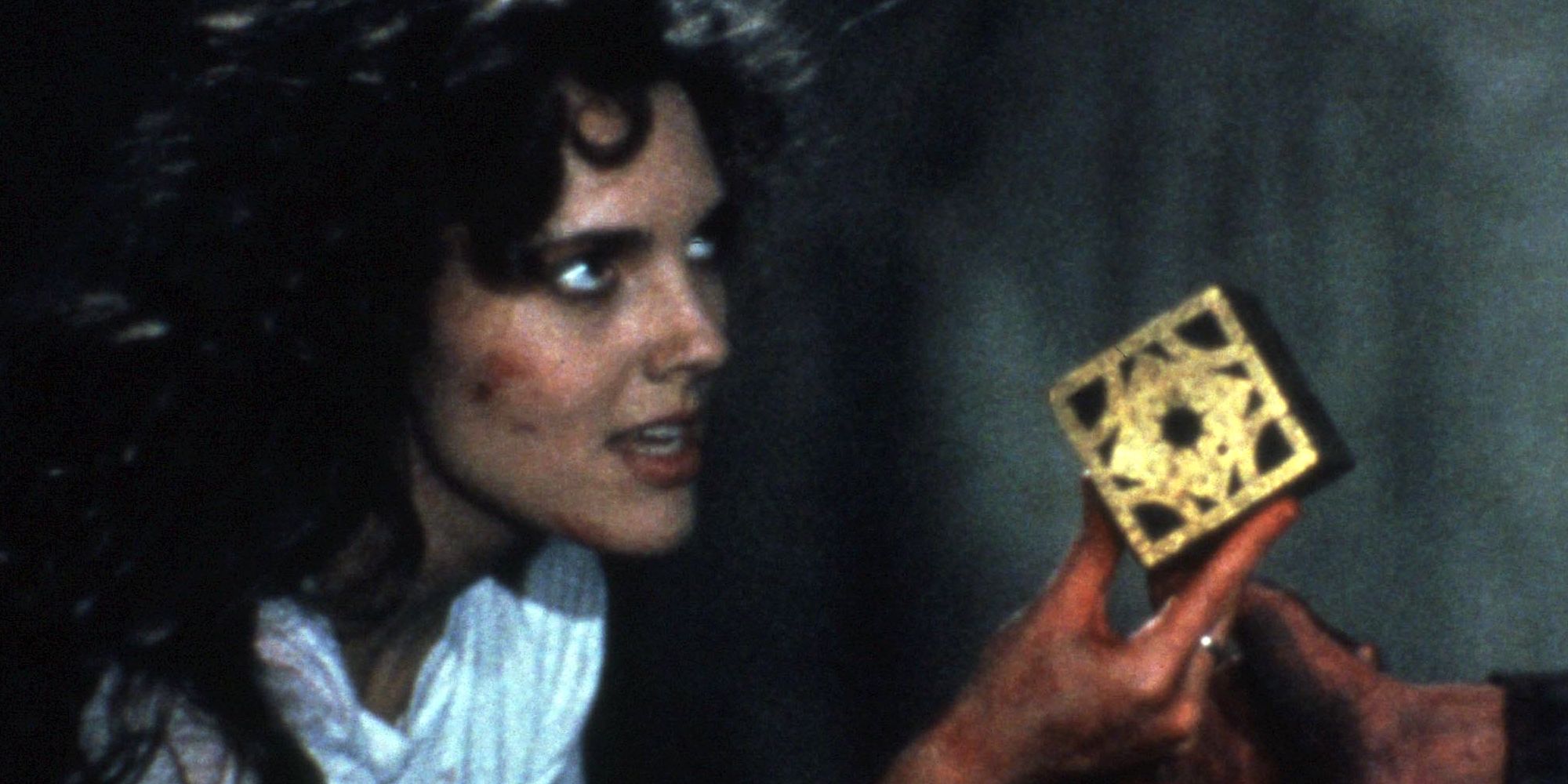hellraiser-kirsty-puzzle-box