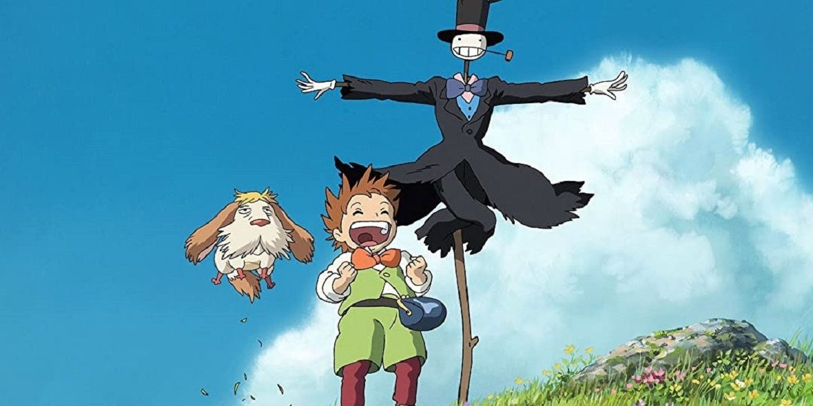 Hin, Markl and Turnip Head walk in Howl's Moving Castle.