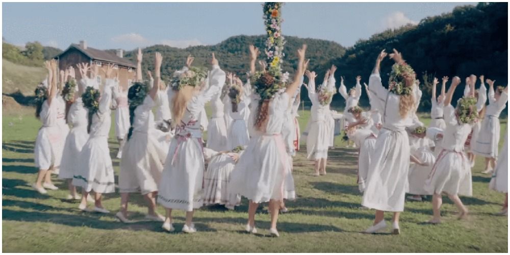 midsommar women dancing around maypole
