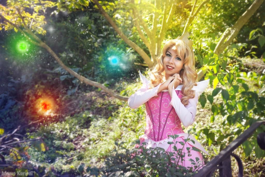 Disney’s Sleeping Beauty: 10 Aurora Cosplays That Any Disney Fan Will Appreciate