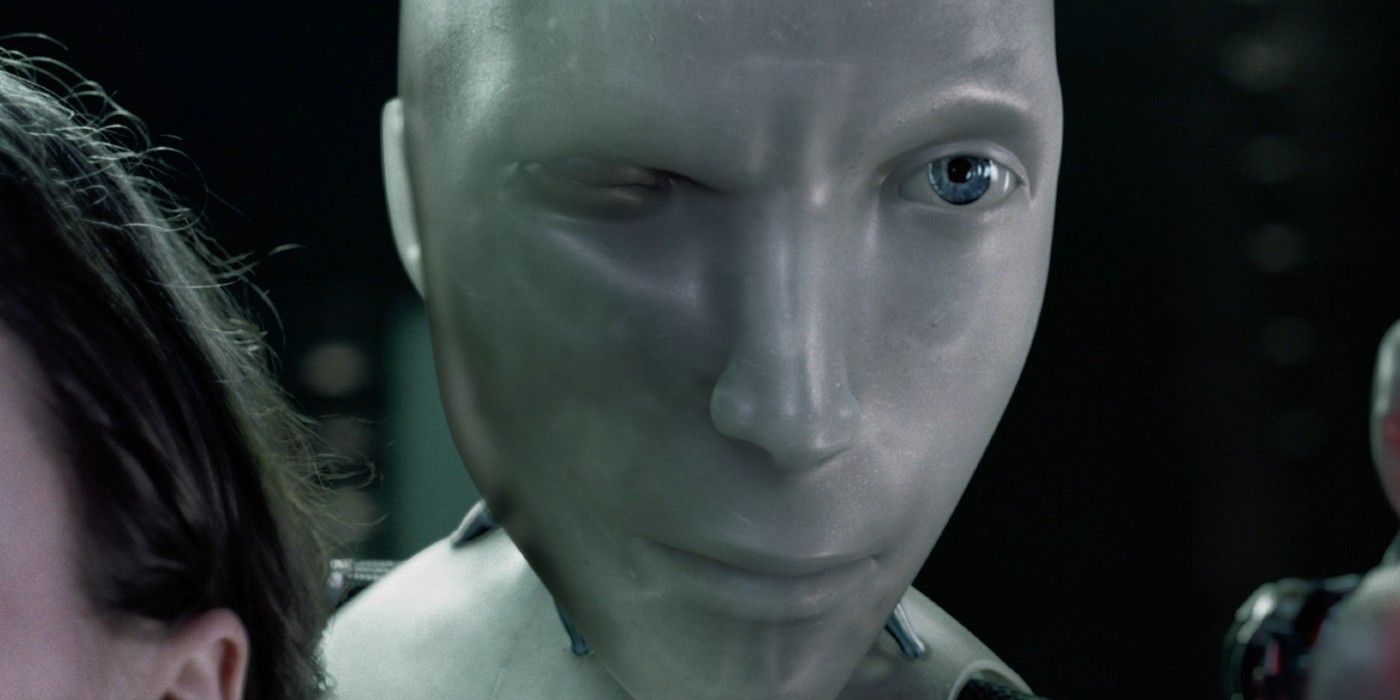 Alan Tudyk plays Sonny in I Robot