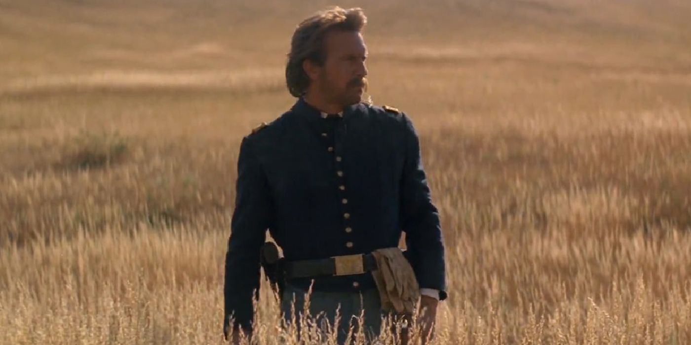 Kevin Costner as John Dunbar in uniform in a field in Dances with Wolves