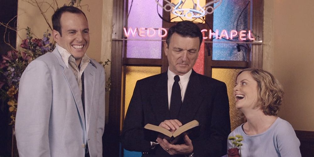 5 Reasons Why GOB Is The Worst Sitcom Brother (& 5 That It’s Dennis Reynolds)
