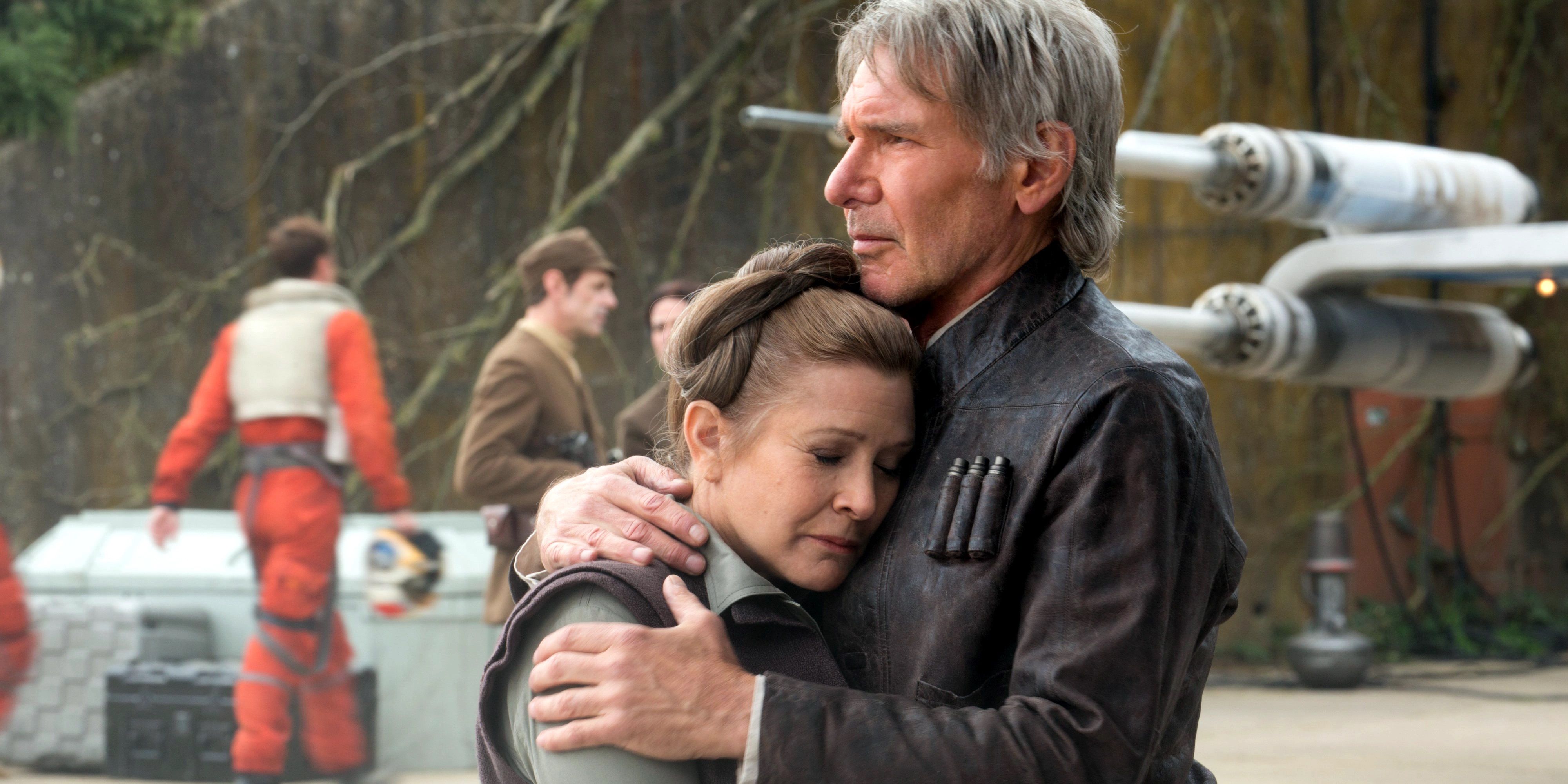 Han and Leia hug in The Force Awakens