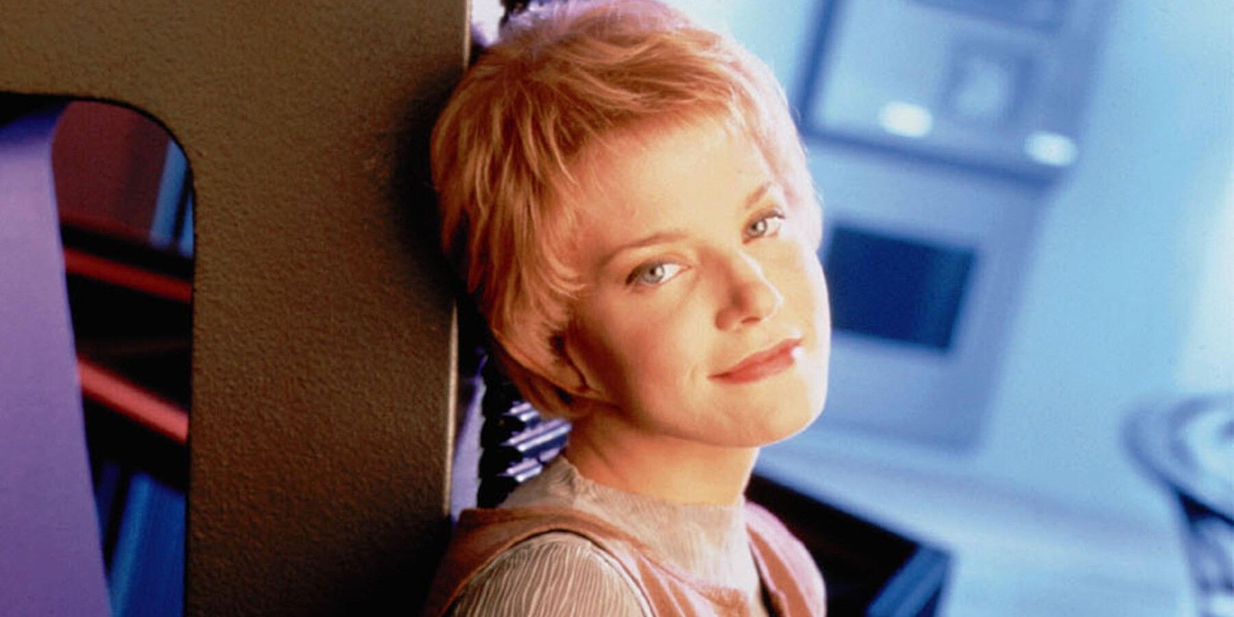 Jennifer Lien as Kes in Star Trek Voyager
