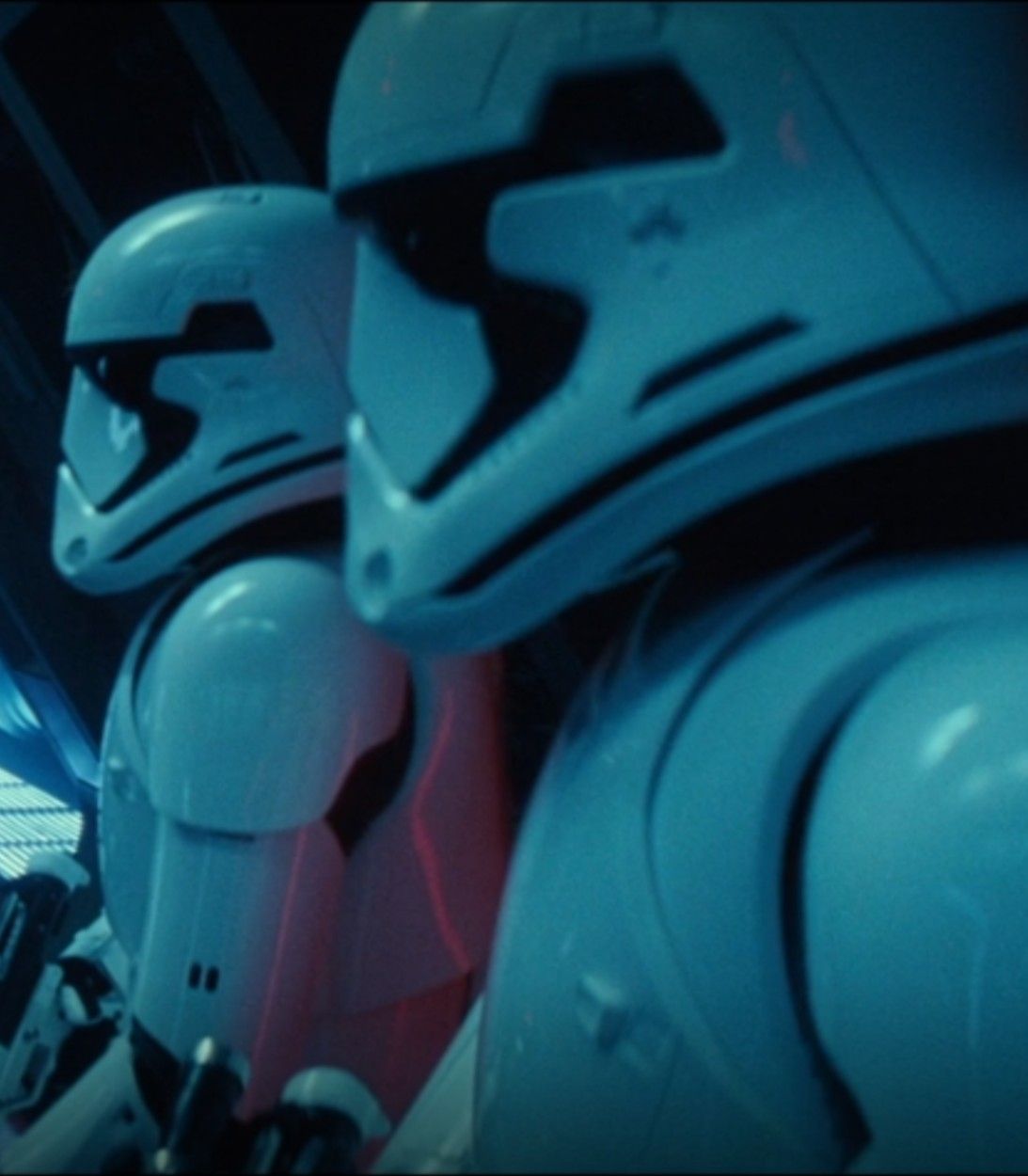 Karl Urban cameo in Rise Of Skywalker screenshot