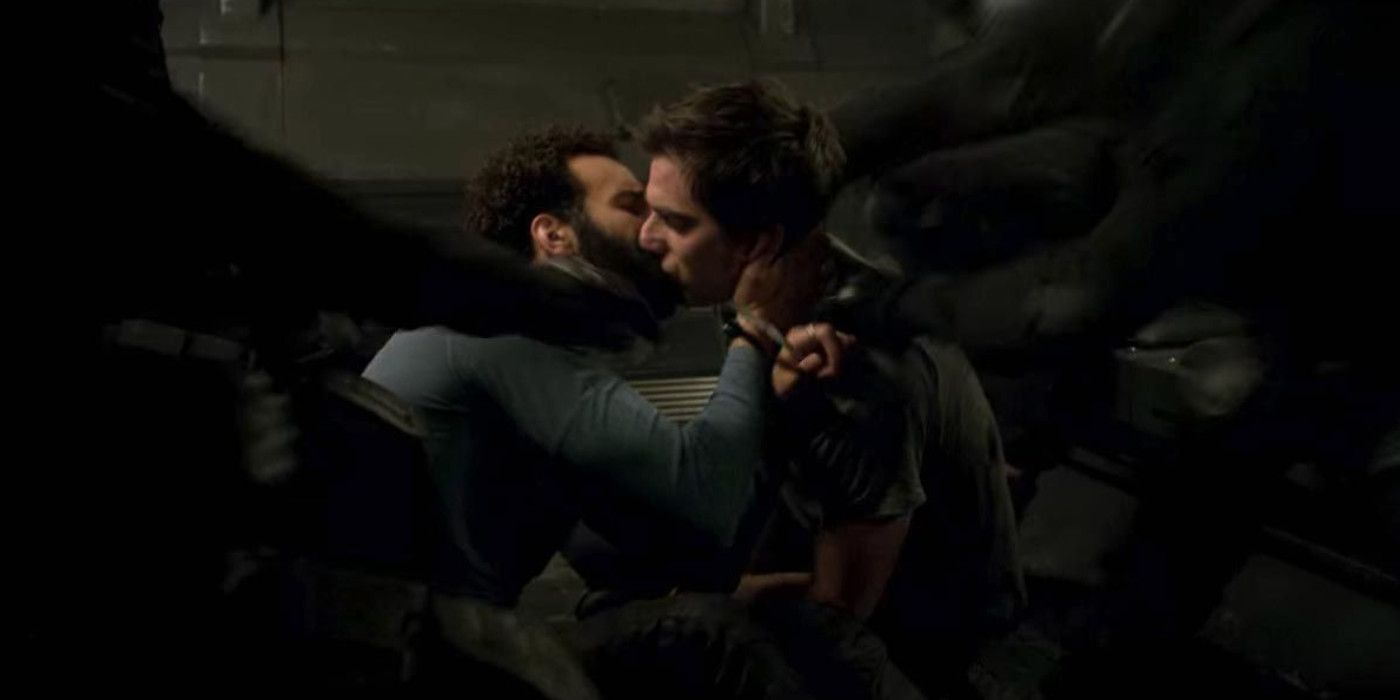 Marwan Kenzari as Joe Luca Marinelli as Nicky The Old Guard