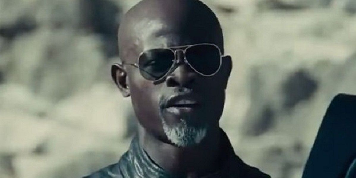 Mose Jakande orders Dom to surrender in Furious 7