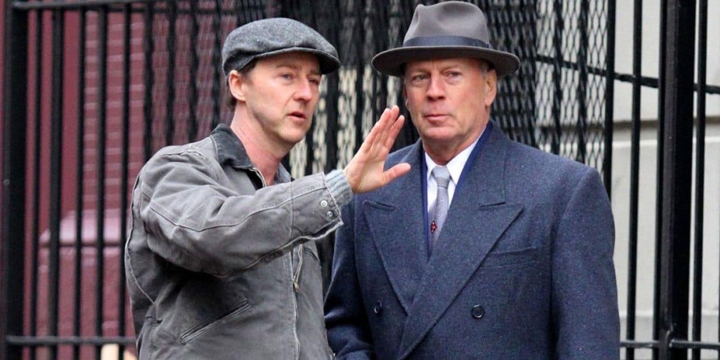 Edward Norton talks to Bruce Willis in Motherless Brooklyn