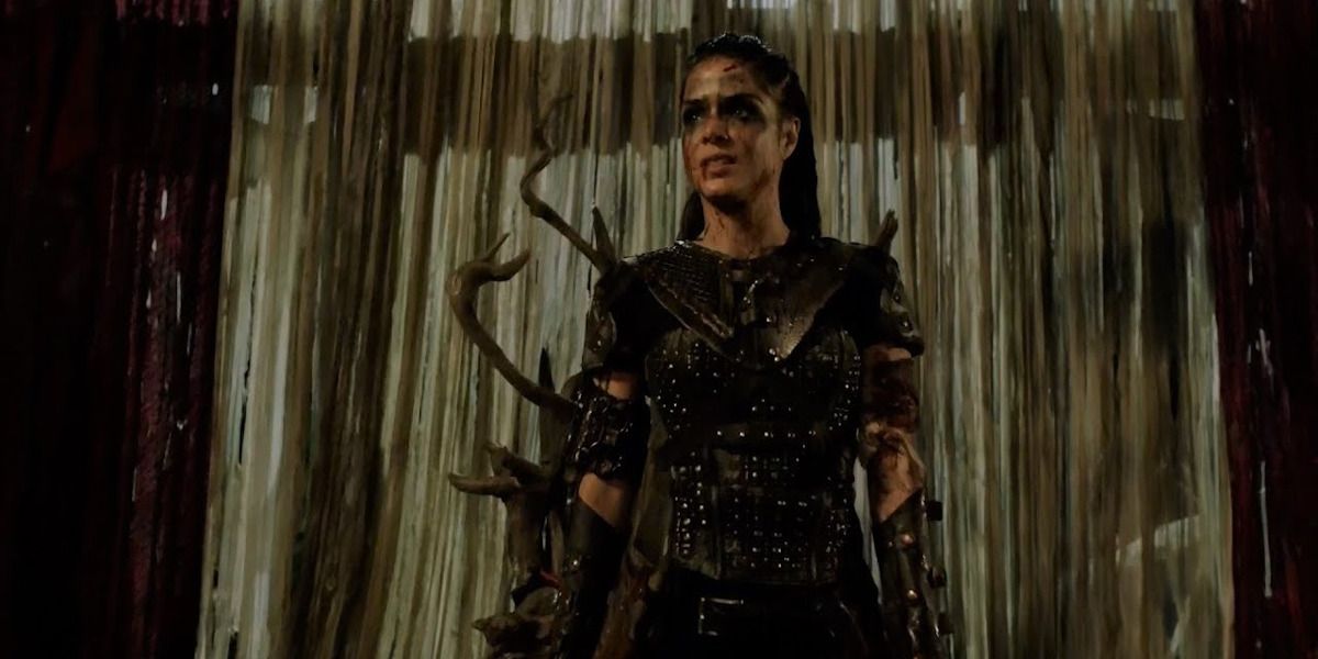 Octavia stands at the Commander's throne in The 100