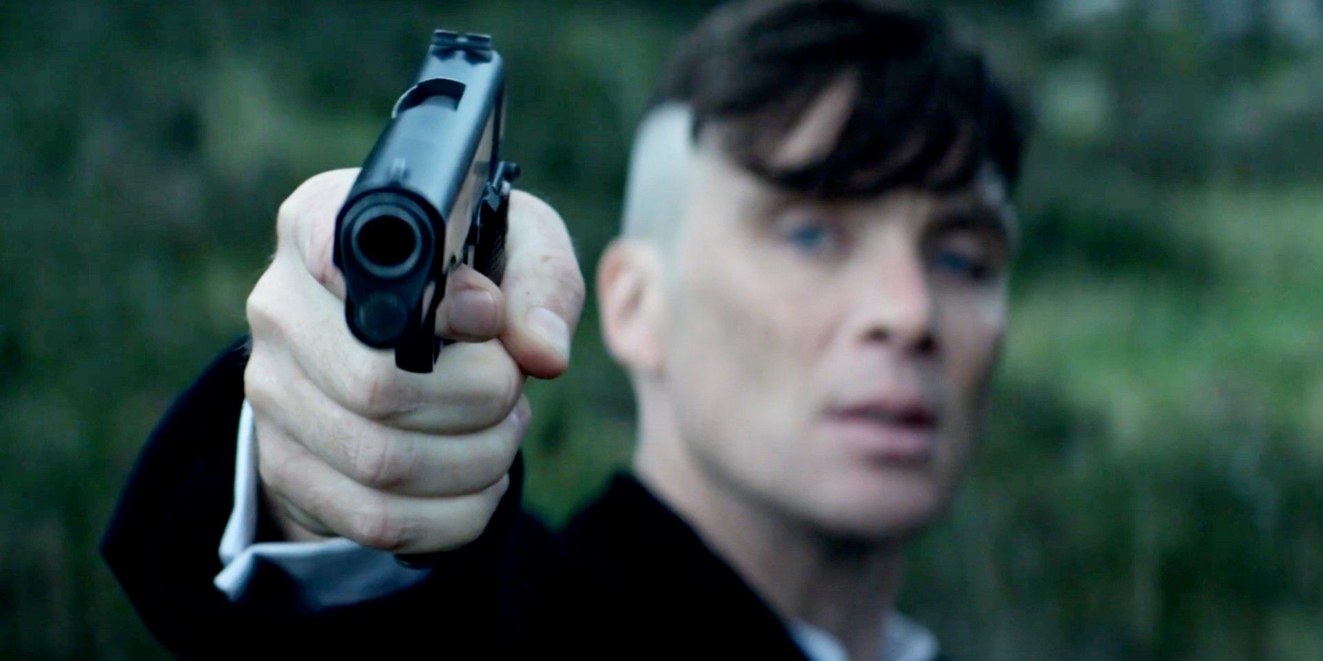 Peaky Blinders Tommy Shelby With Gun
