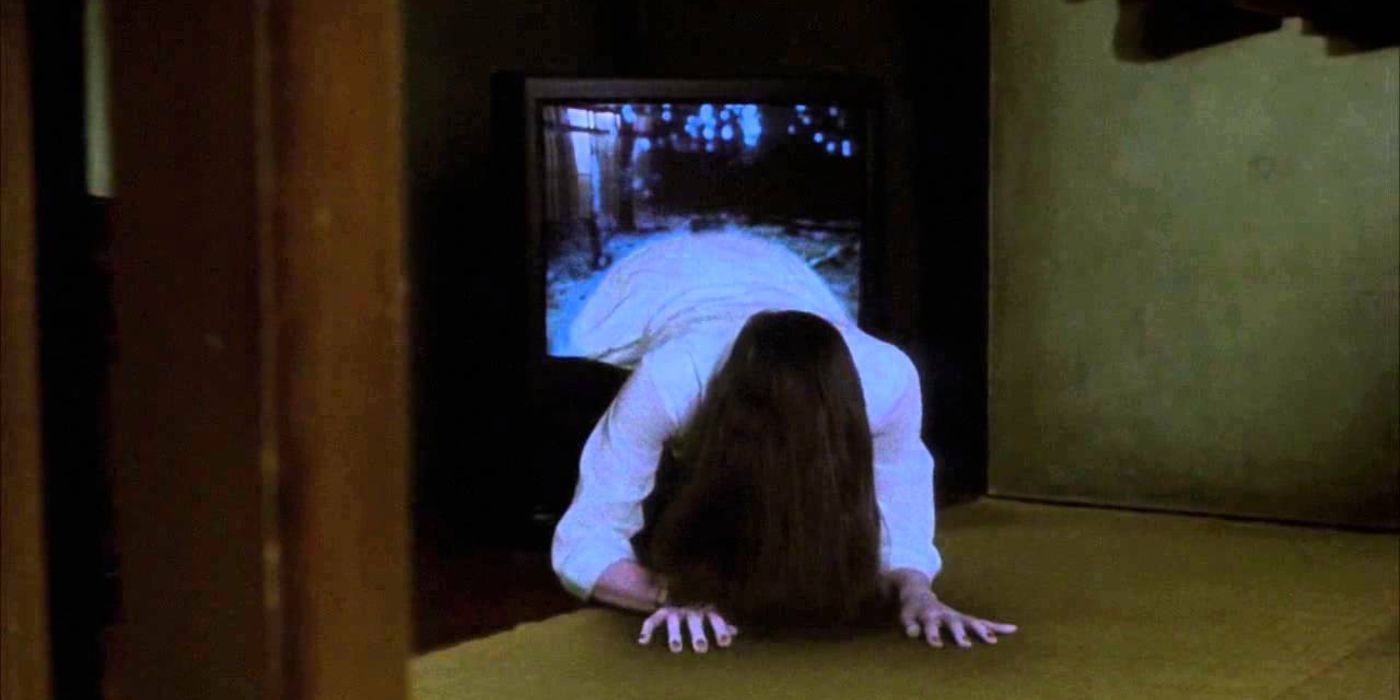 Sadako coming out of the TV in Ring 1998