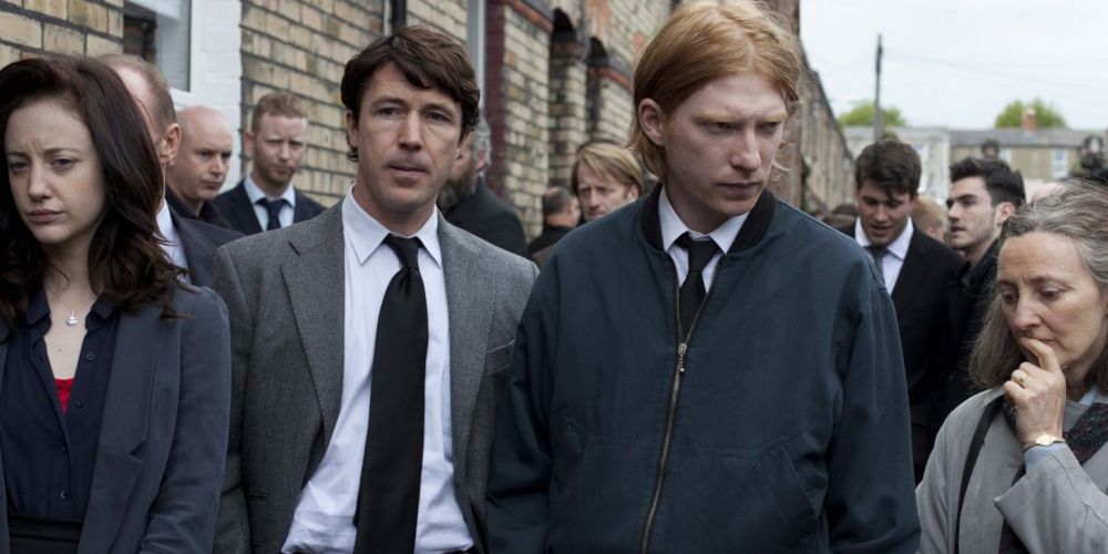 Aidan Gillen and Domhnall Gleeson in Shadow Dancer