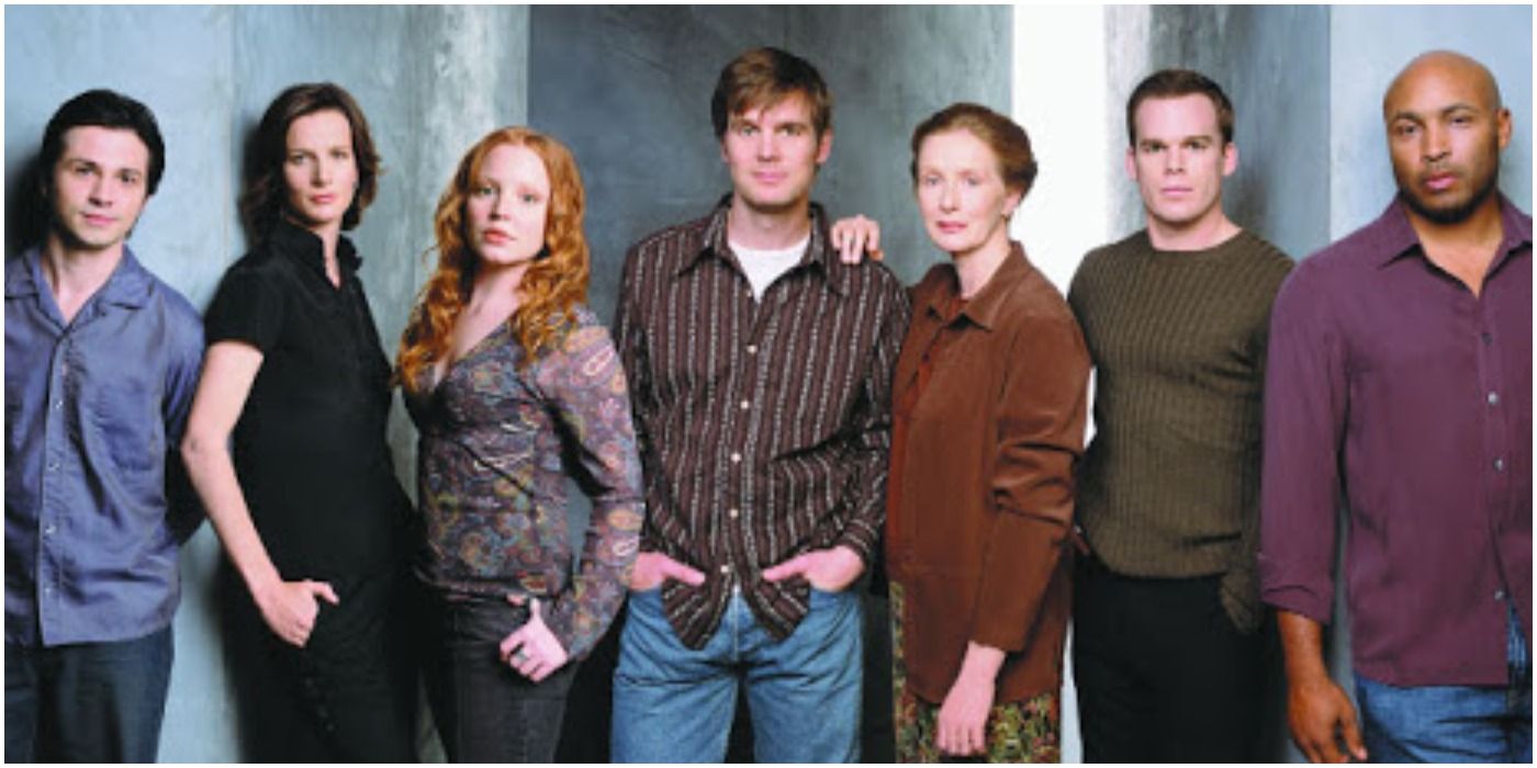 The main cast from Six Feet Under posing for the camera