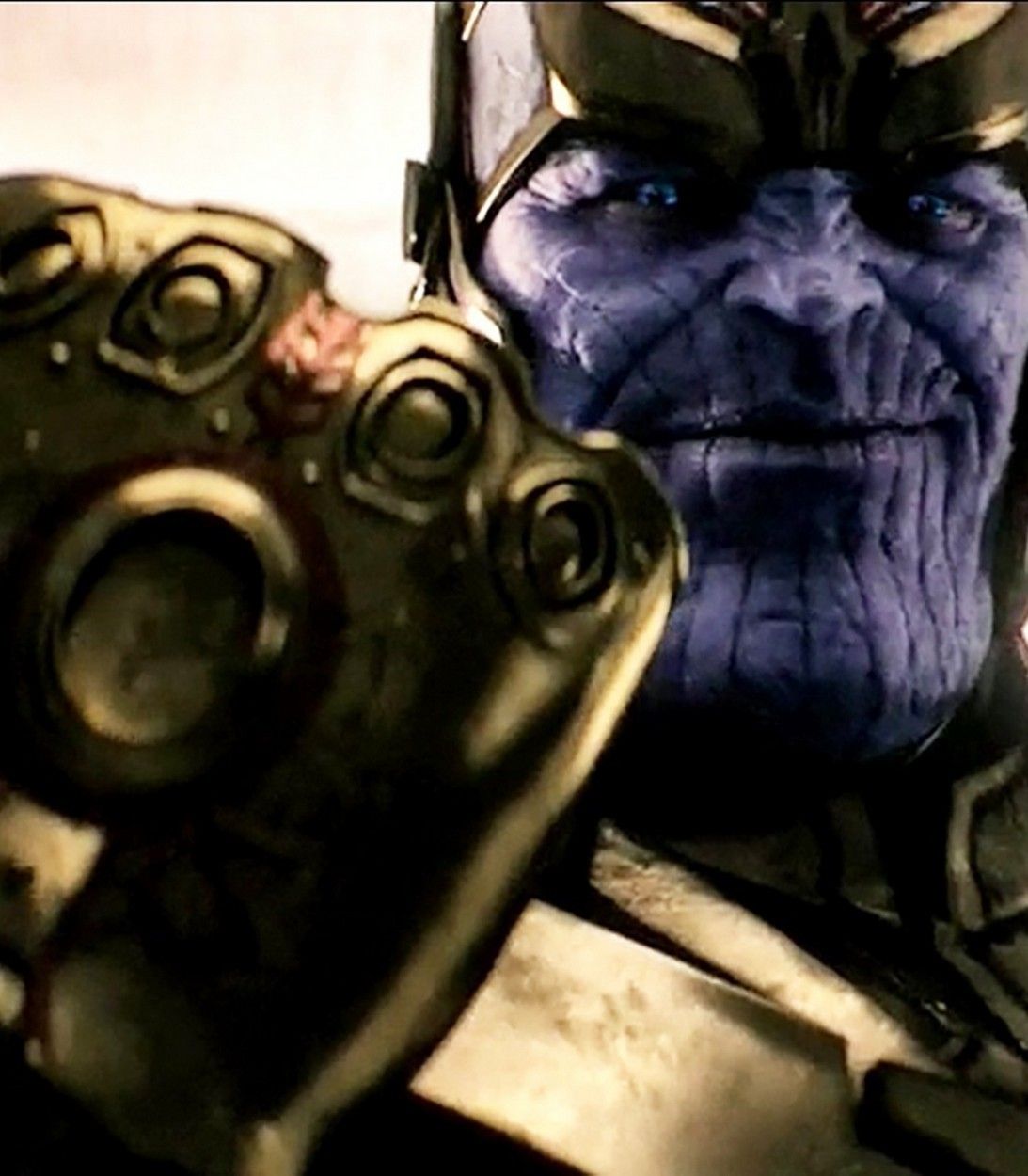 Thanos in Avengers Age of Ultron vertical