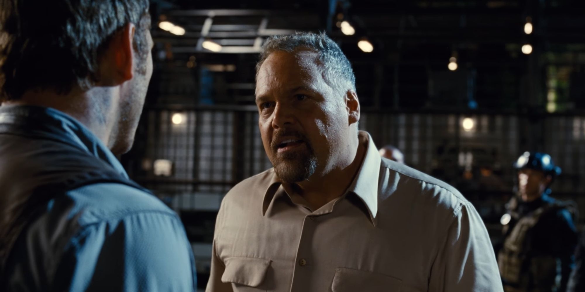 Vic Hoskins arguing with Owen Grady in Jurassic World