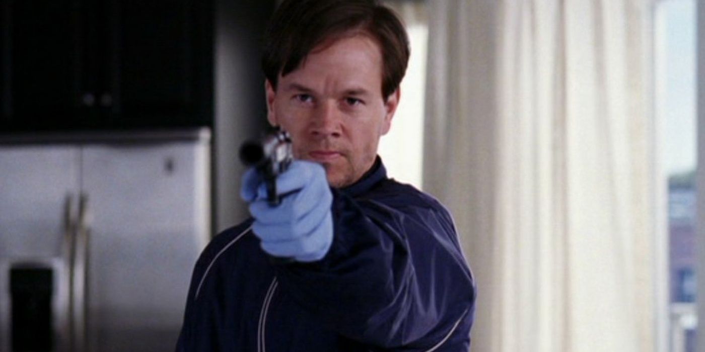Dignam points a gun in The Departed