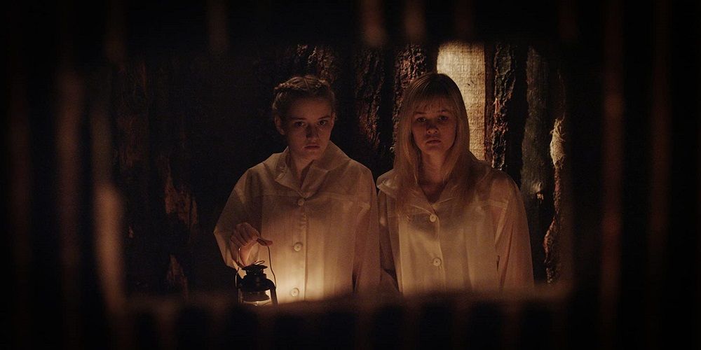 julia-garner-we-are-what-we-are