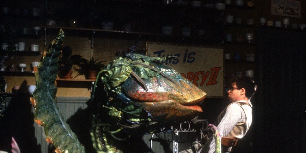 littleshop-suppertime