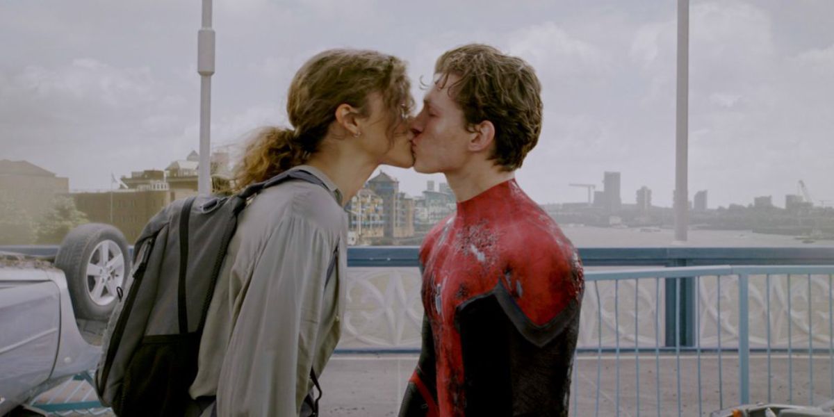 MJ and Peter kissing in Far From Home