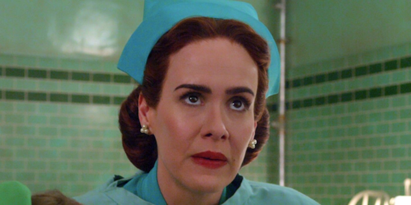 Sarah Paulson como la enfermera Ratched.