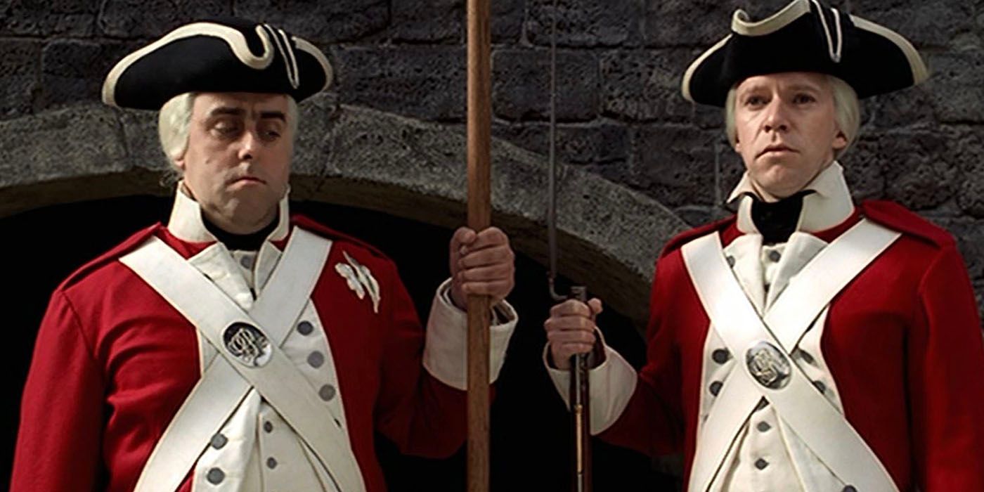 Mullroy and Murtogg looking confused in Pirates of the Caribbean