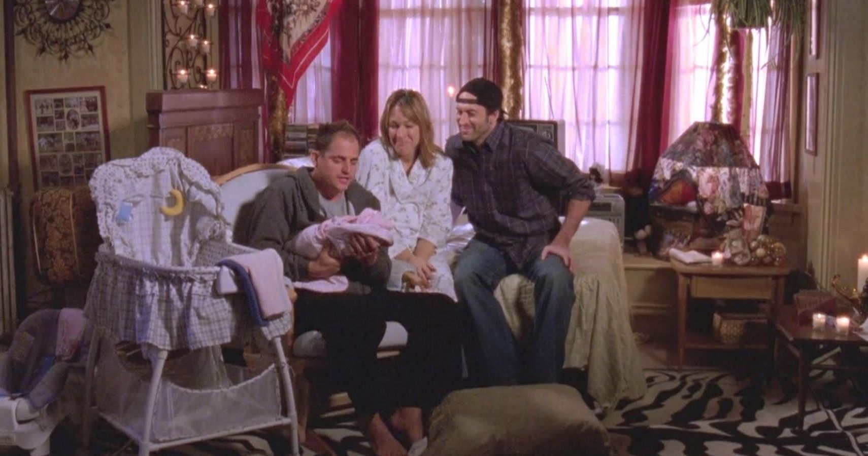 liz and tj move in with Luke on Gilmore Girls