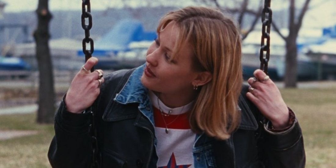 Alyssa in Chasing Amy