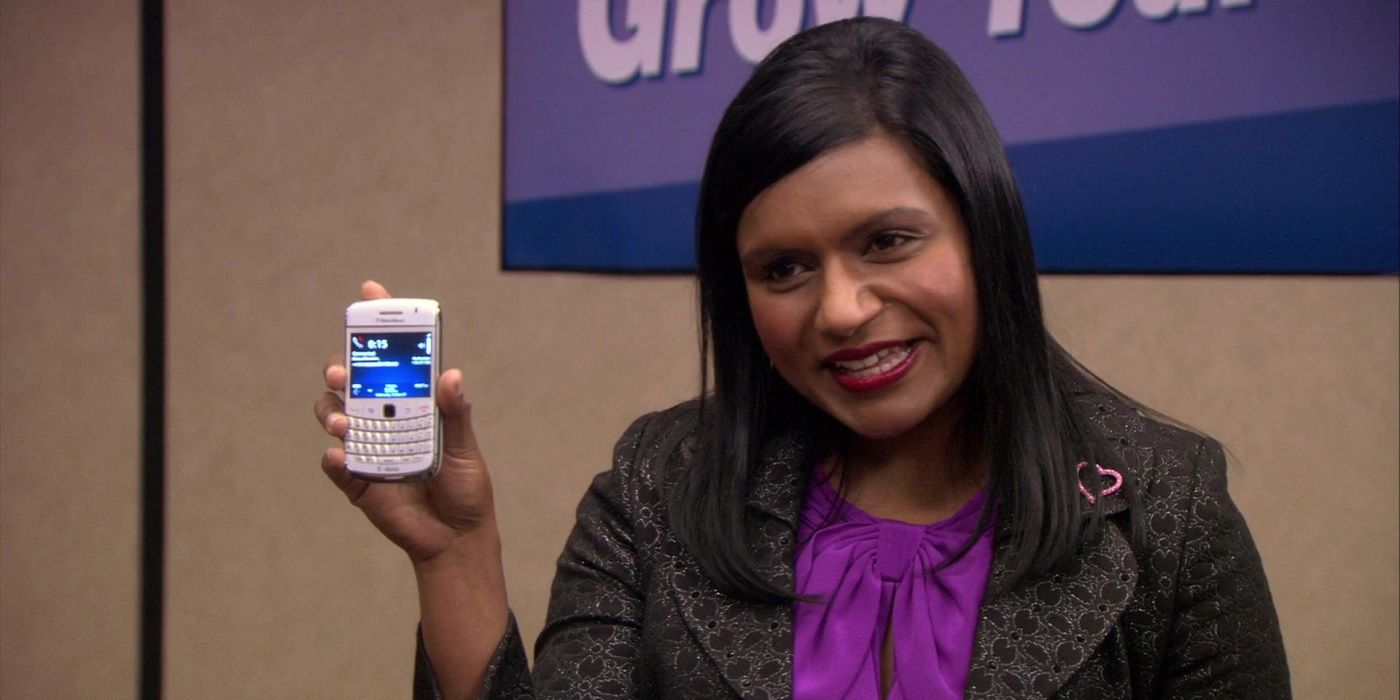 Mindy Kaling Why Kelly Left The Office After Season 8