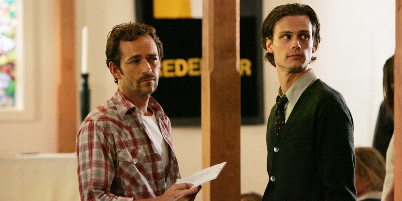 Benjamin Cyrus stands in front of Spencer Reid in Criminal Minds