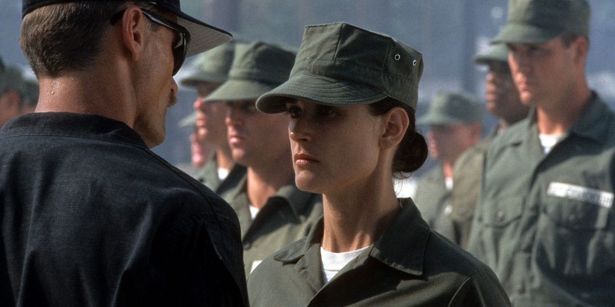 Drill instructor talking to Demi Moore in GI Jane