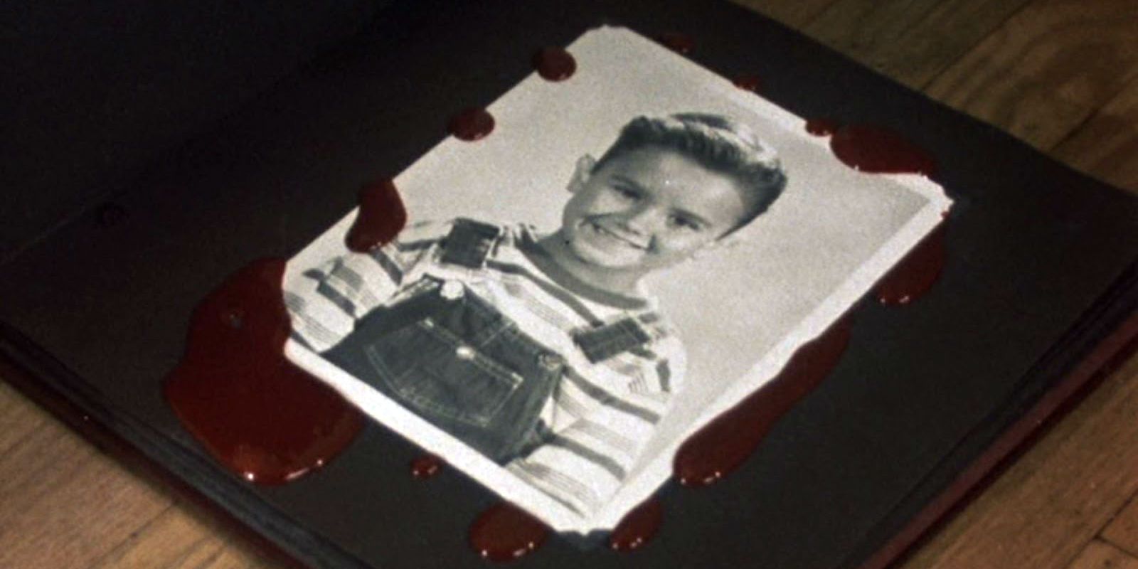 IT 1990 Miniseries - Georgie&rsquo;s Picture