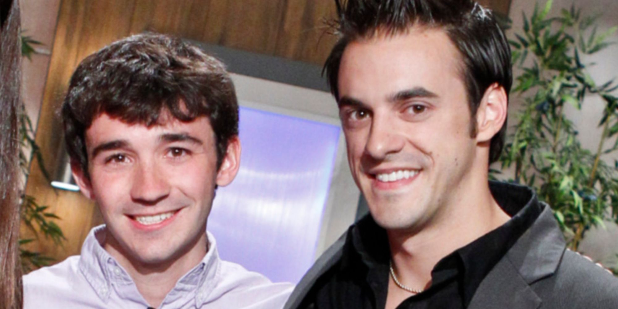 Ian Terry and Dan Gheesling posing together at the finale of Big Brother 14.