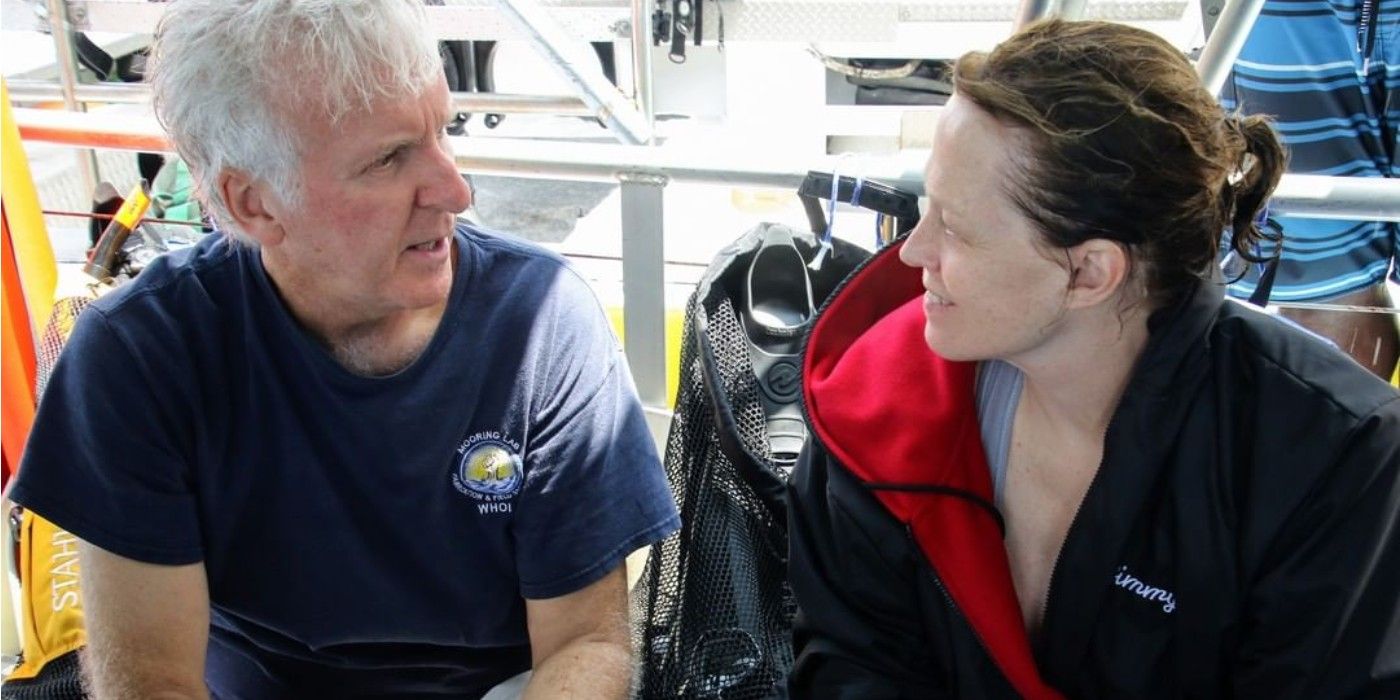 James Cameron and Sigourney Weaver during Avatar 2 dives