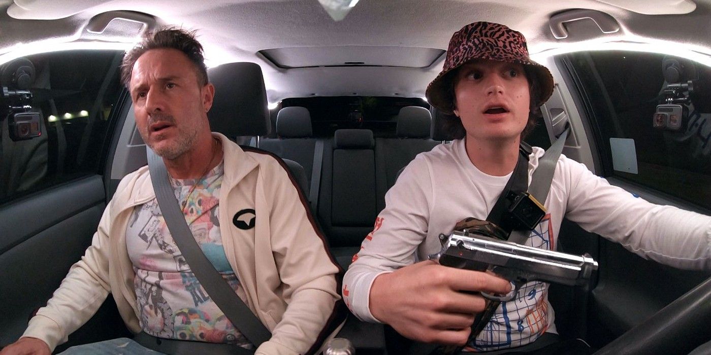 Joe Keery and David Arquette in car in Spree.