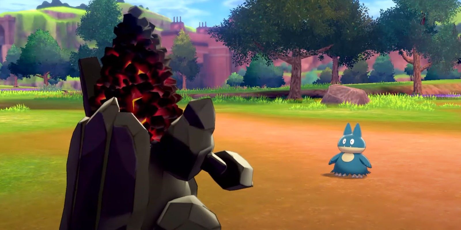 A player fights a wild Munchlax in Pokemon Sword &amp; Shield